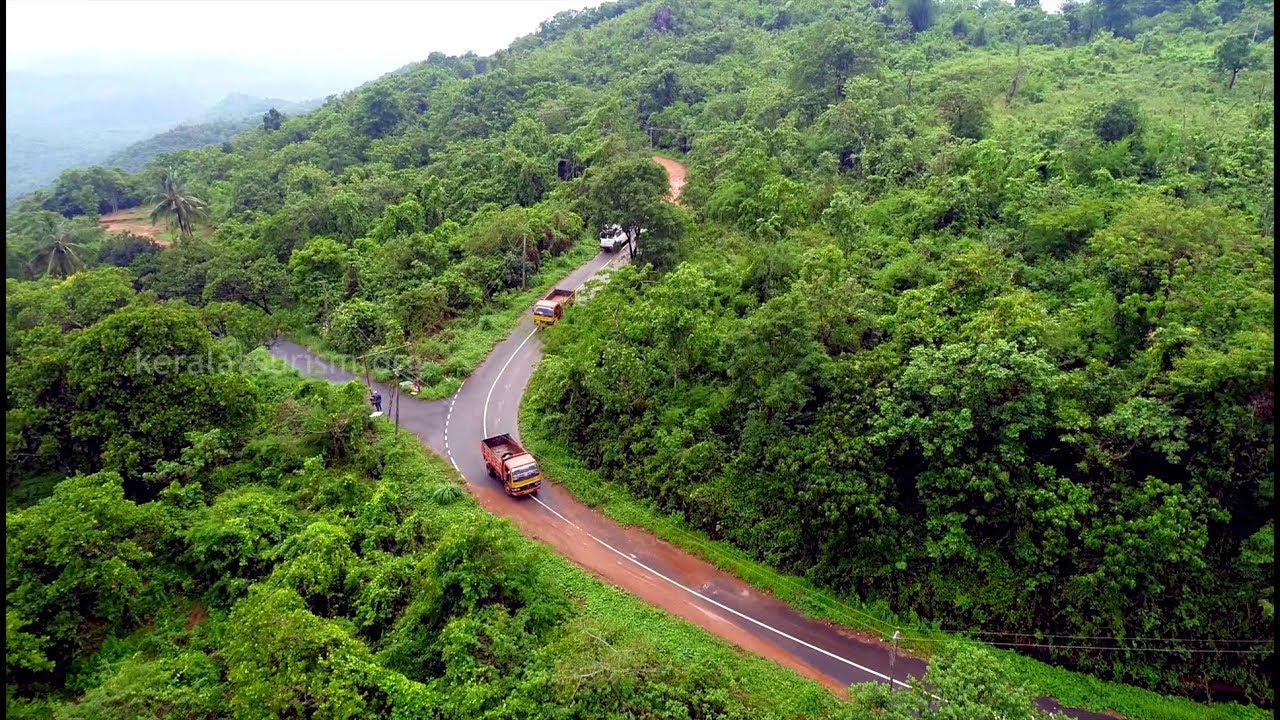 Dense forest trekking trail in Puralimala